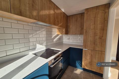 1 bedroom flat to rent, Green Acres, Croydon, CR0
