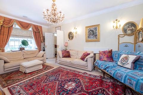 undefined, Jennings Close, Surbiton, KT6