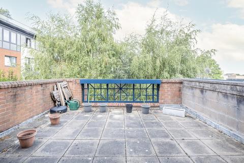 1 bedroom flat for sale, Putney Hill, London, SW15