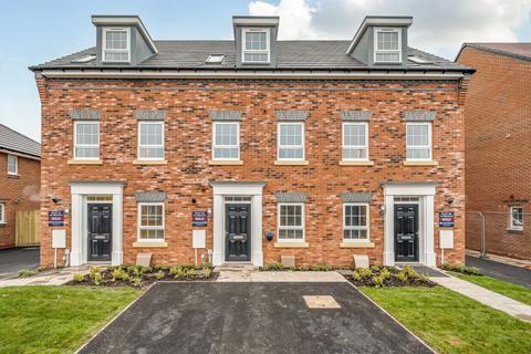 3 bedroom end of terrace house to rent, Alfred Cartwright Grove, Crewe, Cheshire, CW1