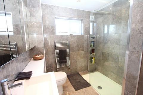 undefined, Chalfont Road, Seer Green, Beaconsfield, HP9