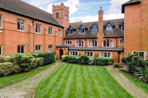 undefined, Abbey Gardens, Reading, RG7