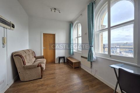 1 bedroom ground floor flat to rent, Fitzwilliam House, Fitzwilliam Street, Huddersfield, HD1 5BB