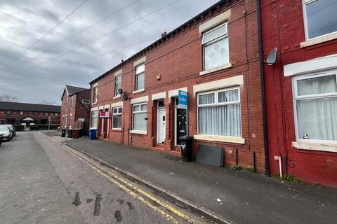 undefined, Everton Road, Reddish