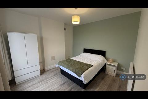 undefined, Wellingborough Road, Rushden, NN10
