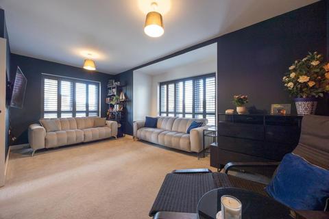 3 bedroom semi-detached house for sale, Pintail Place, Reading, RG2