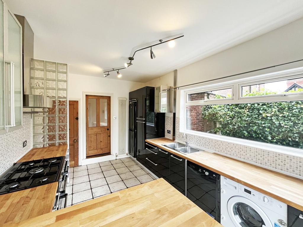 Breakfast Kitchen