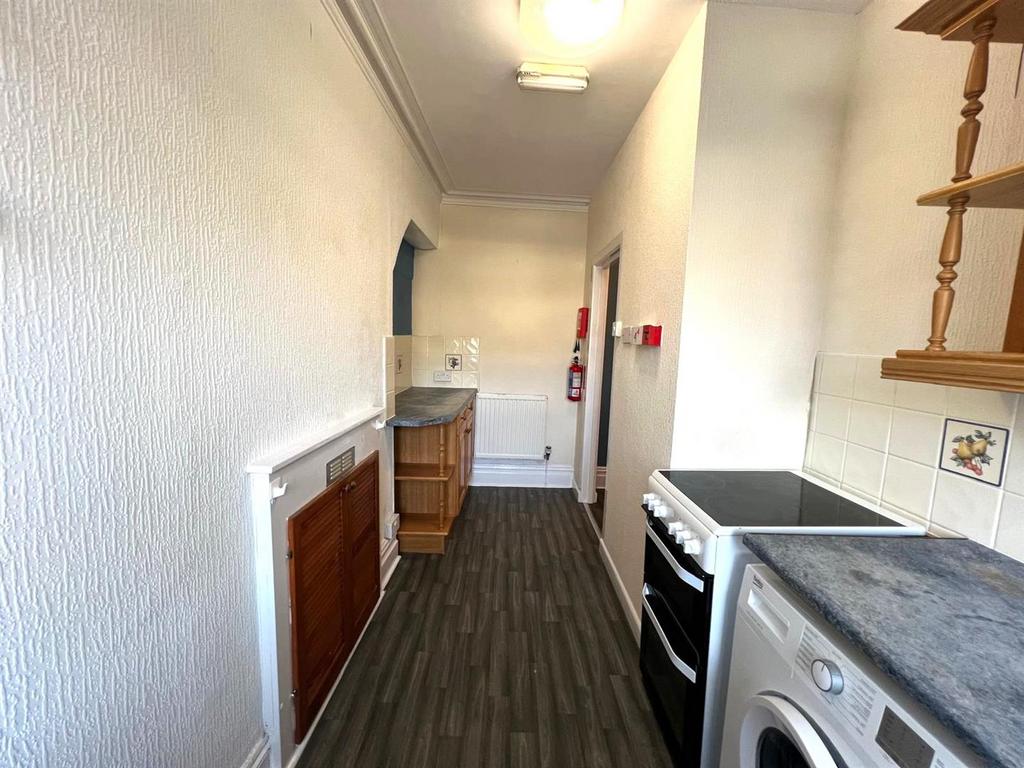 Kitchen1.jpg
