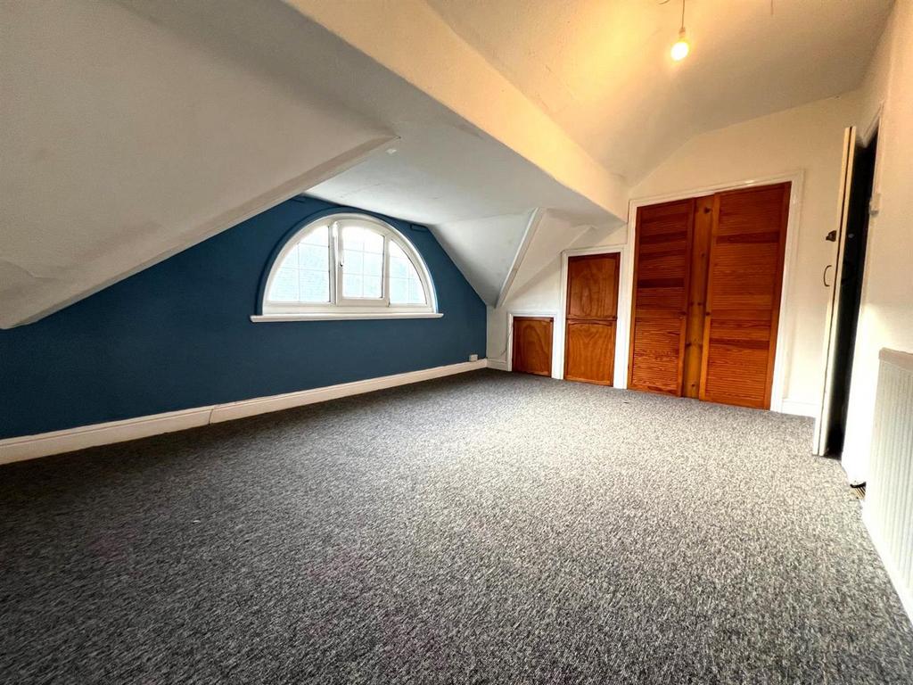 Room 2.jpg