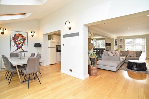 5 bedroom detached house for sale, Leadhall Close, Harrogate, HG2
