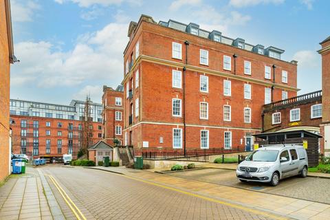 1 bedroom flat for sale, Thomas Wyatt Close, Norwich