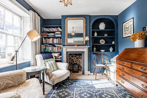 undefined, Elegant Grade II Listed Cottage in Blakeney