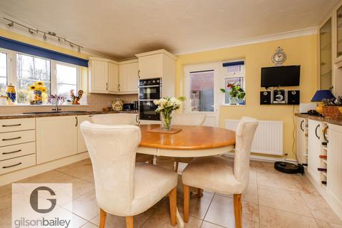 6 bedroom detached house for sale, Pedham Road, Norwich NR13