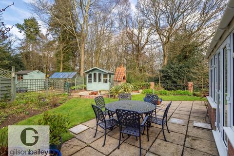 6 bedroom detached house for sale, Pedham Road, Norwich NR13