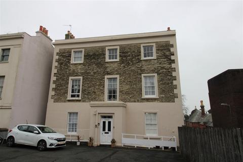 1 bedroom apartment for sale, Market Street, Ryde PO33