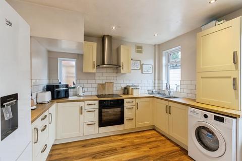 3 bedroom semi-detached house for sale, The Oval, LEEDS