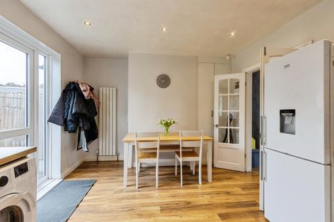 3 bedroom semi-detached house for sale, The Oval, LEEDS