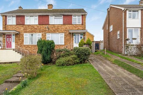 3 bedroom semi-detached house for sale, Telford Way, High Wycombe HP13