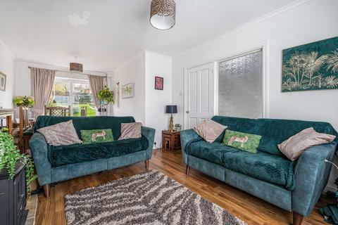 3 bedroom semi-detached house for sale, Telford Way, High Wycombe HP13