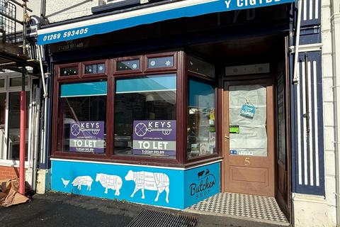 undefined, Wind Street, Ammanford SA18