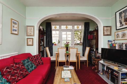 3 bedroom terraced house for sale, Fairway Gardens, ILFORD, Essex, IG1