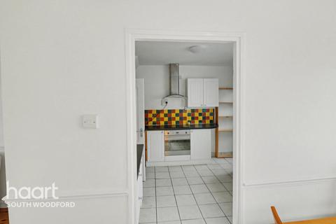 undefined, Beechwood Drive, WOODFORD GREEN