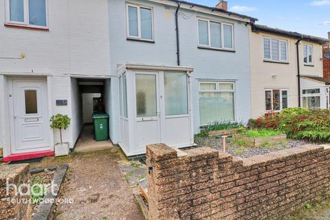 undefined, Beechwood Drive, WOODFORD GREEN