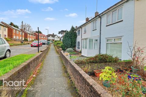undefined, Beechwood Drive, WOODFORD GREEN