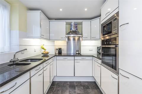 2 bedroom flat for sale, Glaisher Street, London, SE8