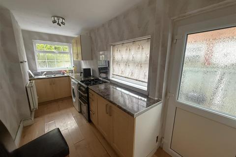 2 bedroom terraced house for sale, Oak Street, Burton-On-Trent DE14