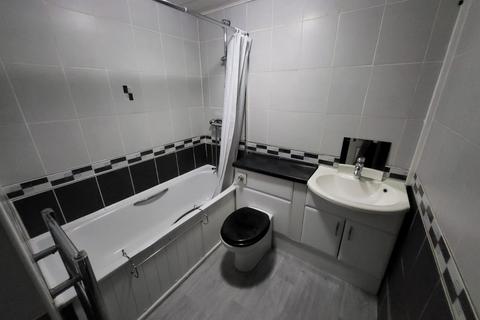 undefined, Heather Close, Warrington WA3