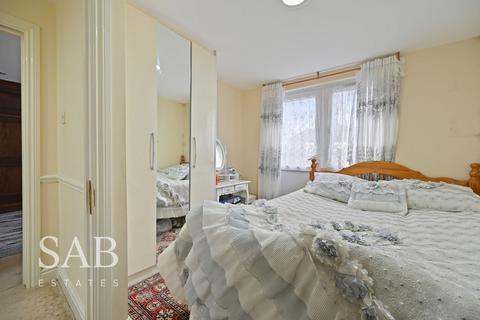 undefined, Robin Hood Way, Greenford, UB6