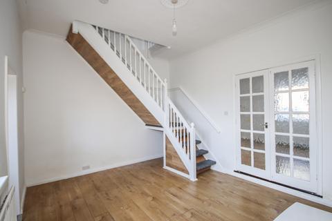 2 bedroom terraced house to rent, Frederick Street, Sittingbourne, Kent, ME10 1AU