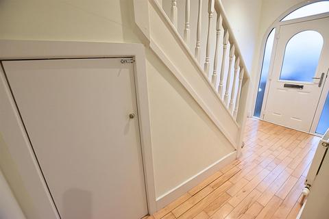 3 bedroom semi-detached house for sale, Lindsey Road, Cleethorpes DN35