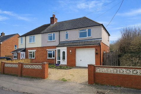 undefined, Henstridge BA8