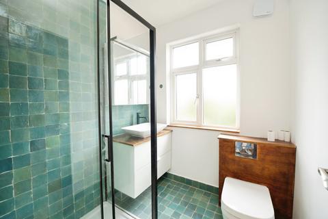 3 bedroom terraced house for sale, Strathmore Gardens, HORNCHURCH, Essex, RM12