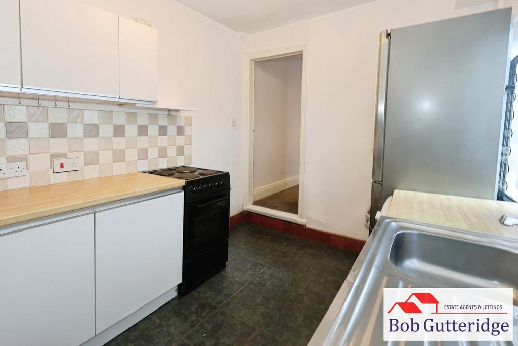 Fitted kitchen