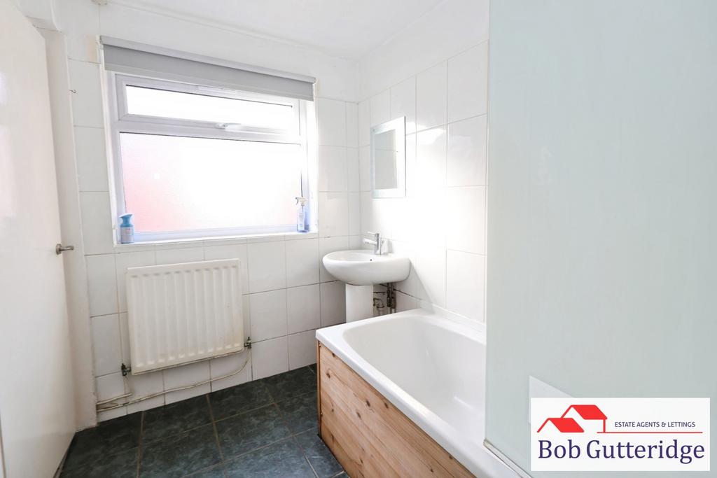 Ground floor bathroom