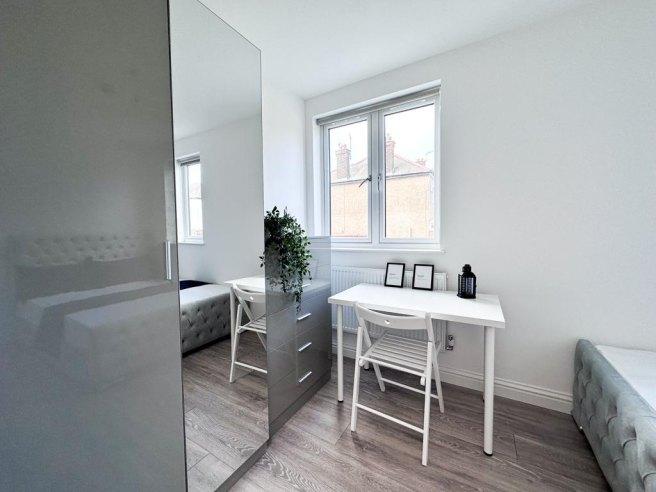 Dollis-hill-avenue-nw2-6rb-1051222