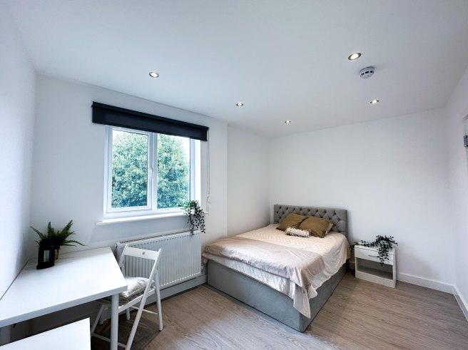 Baskerville-gardens-nw10-1pf-1051400