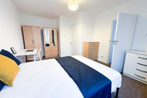 undefined, Wesley Avenue