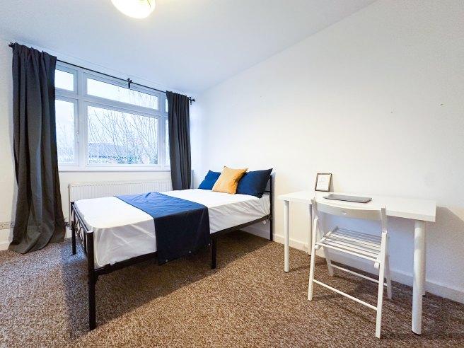 Wesley-avenue-nw10-7bn-1051428