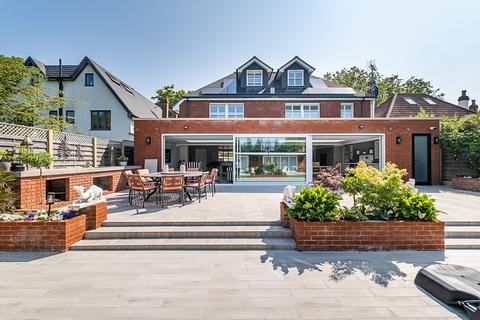undefined, The Avenue, Sunbury-On-Thames, TW16
