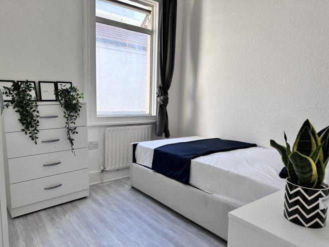Briar-road-nw2-6ta-1057386