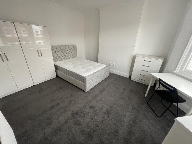 Kings-road-nw10-2bn-1057417