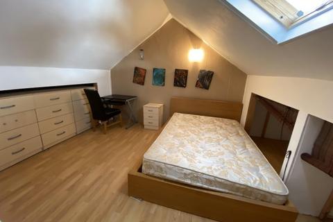 2 bedroom flat to rent, Ivy Road