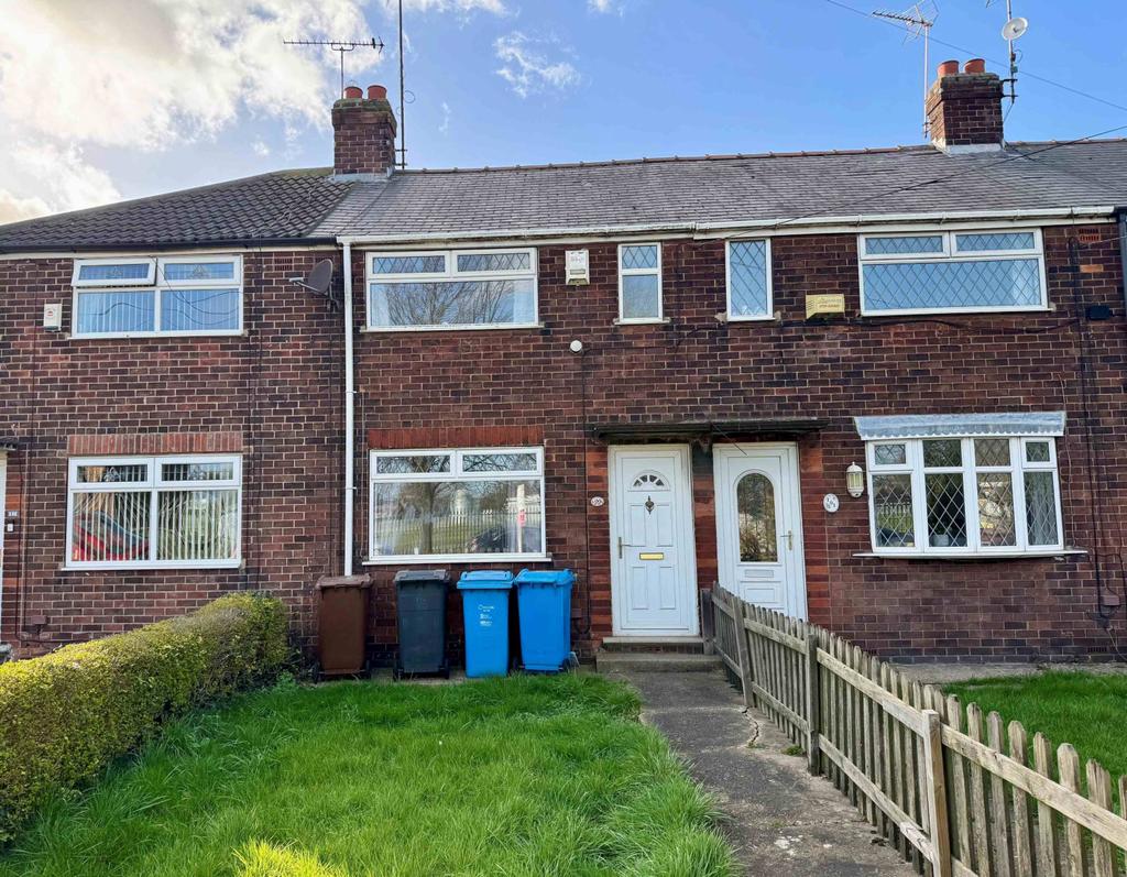 Two bedroom mid-terrace house - For sale by aucti