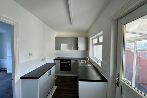 2 bedroom terraced house for sale, Marfleet Avenue, Hull, HU9 5SB