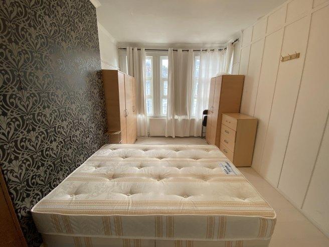 Ivy-road-nw2-6sy-1057582