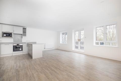 2 bedroom flat for sale, Samuel Gray Gardens, Kingston Upon Thames, KT2